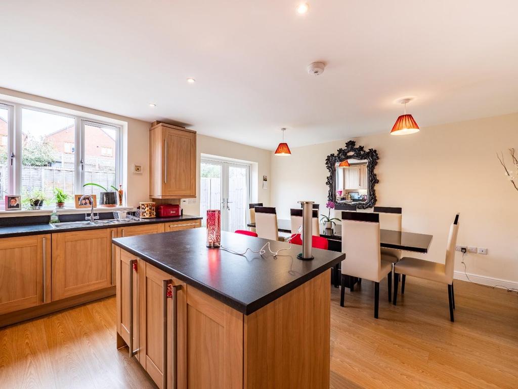 Park Road, Leamington Spa 4 bed townhouse £600,000
