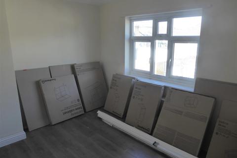 1 Station Road, Hounslow, TW3 2AL