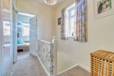 20 Brownberrie Drive, Horsforth, Leeds, LS18 5PP