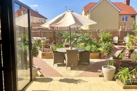 1 Jasmine Drive, Black Notley, Braintree, CM77 8FY