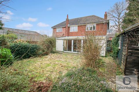 5 Louis Close, Norwich, NR6 7BG