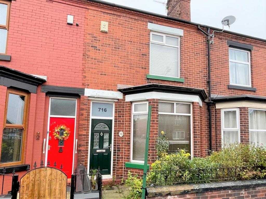 Leigh Road, Leigh 3 bed terraced house for sale £139,950