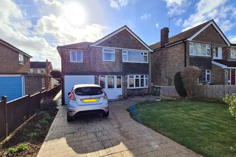 16 Ashwell Road, Cottesmore, Oakham, LE15 7BX