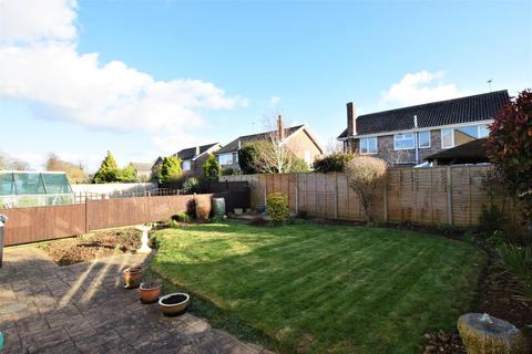 16 Ashwell Road, Cottesmore, Oakham, LE15 7BX