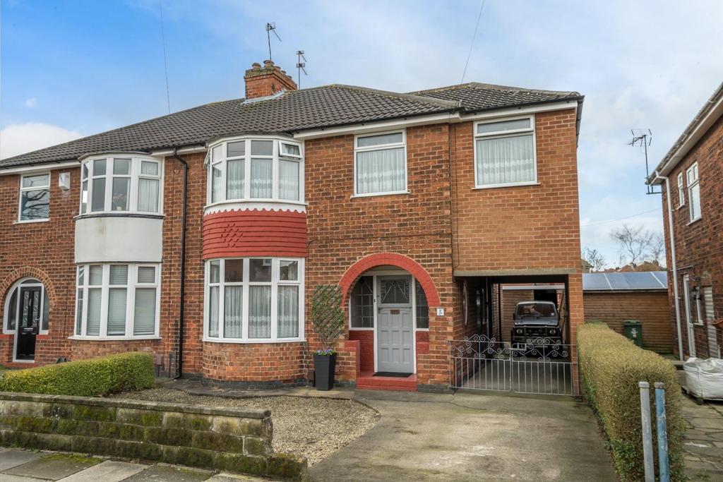 The Garlands, Rawcliffe, York 4 bed semidetached house £325,000