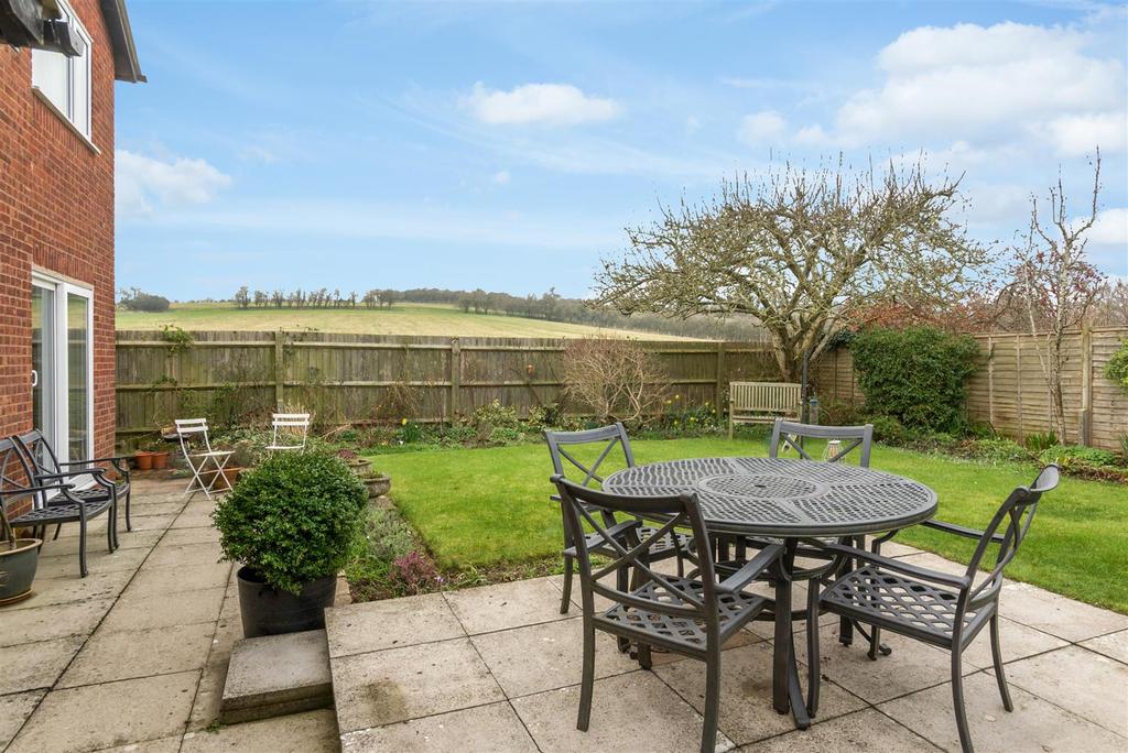 63 Furze Hill Road-9.jpg