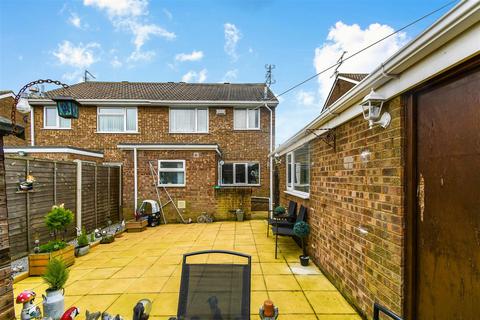 85 Ark Royal, Bilton, Hull, HU11 4BW