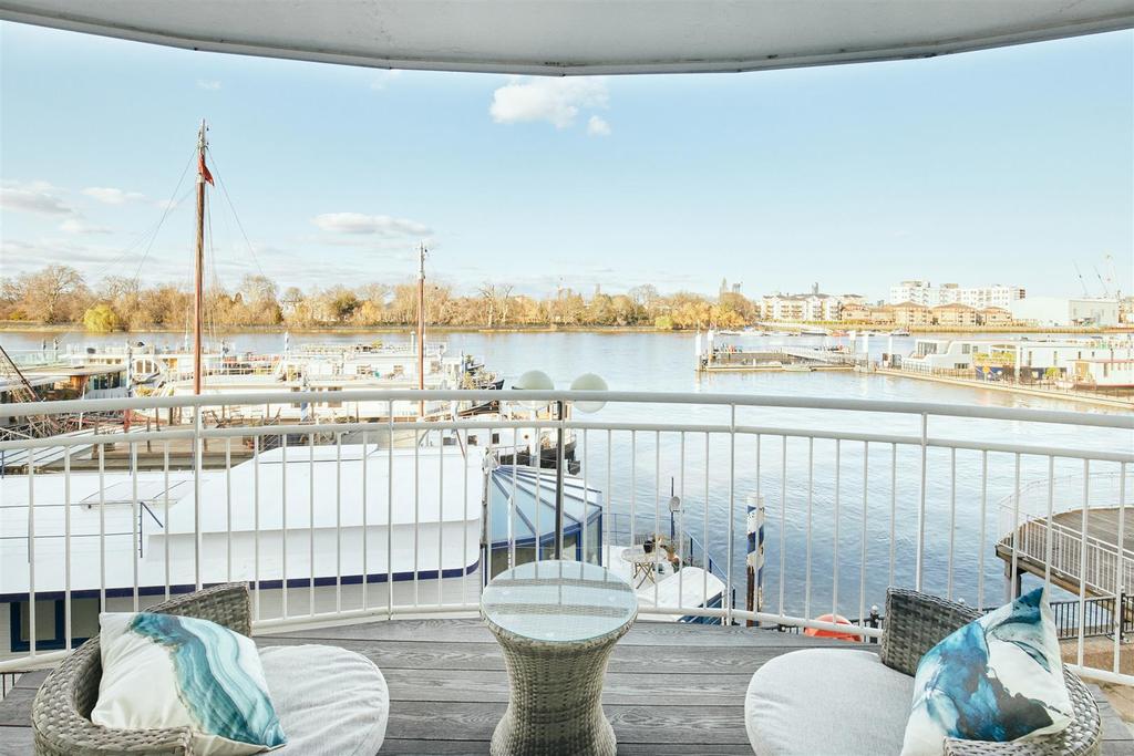 Prospect Quay, Wandsworth, SW18 3 bed apartment £2,250,000