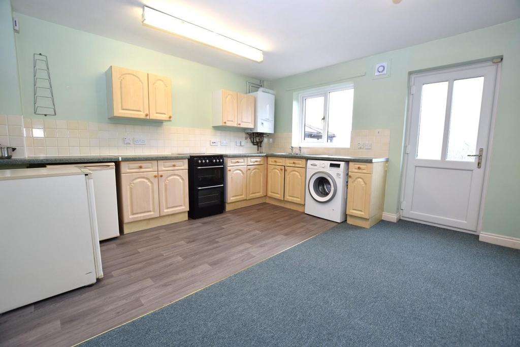 Telford Street, Burnley 2 bed terraced house £650 pcm (£150 pw)