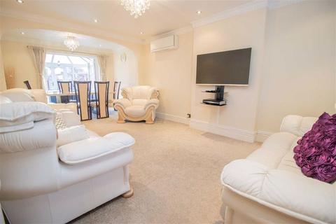 153 Kingsbrook Road, Manchester, M16 8NR