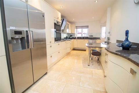 153 Kingsbrook Road, Manchester, M16 8NR