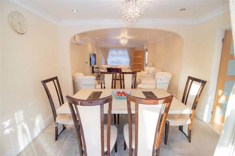 153 Kingsbrook Road, Manchester, M16 8NR