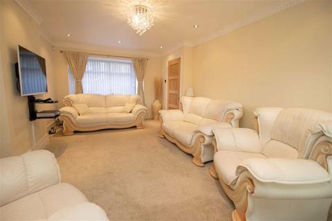 153 Kingsbrook Road, Manchester, M16 8NR