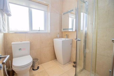 153 Kingsbrook Road, Manchester, M16 8NR
