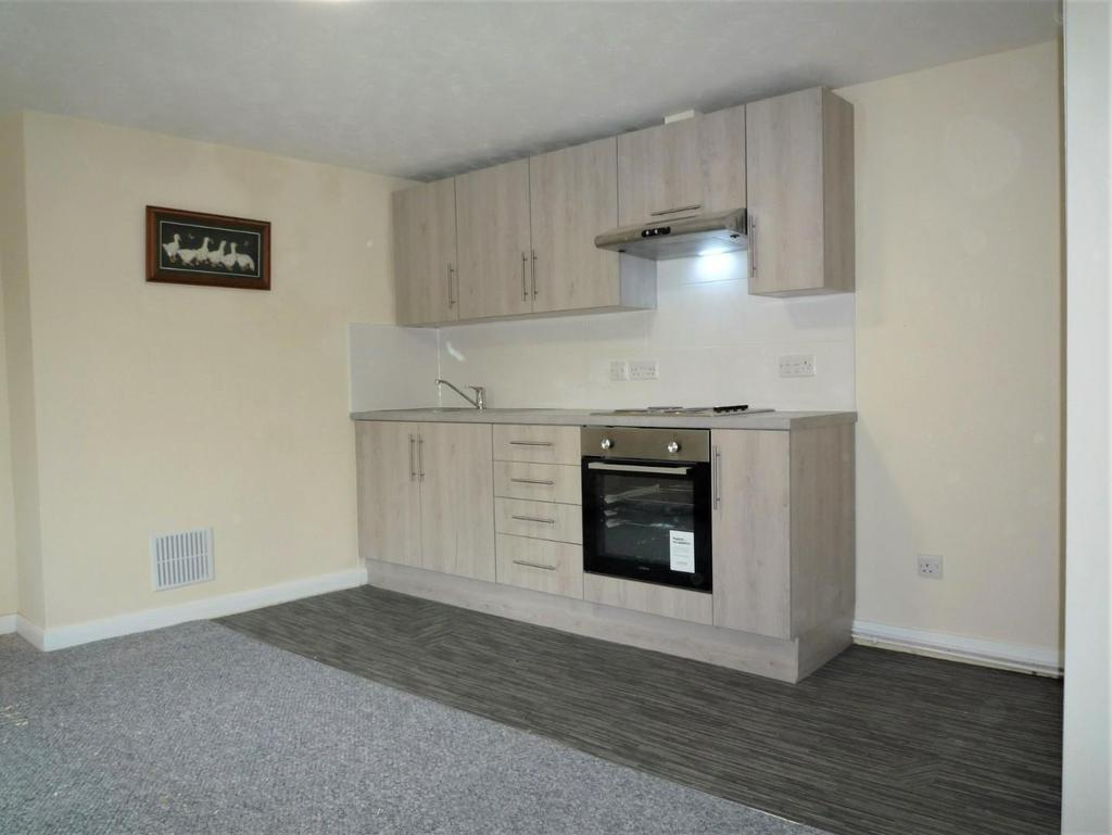 The Flat Commercial Ho 2.JPG
