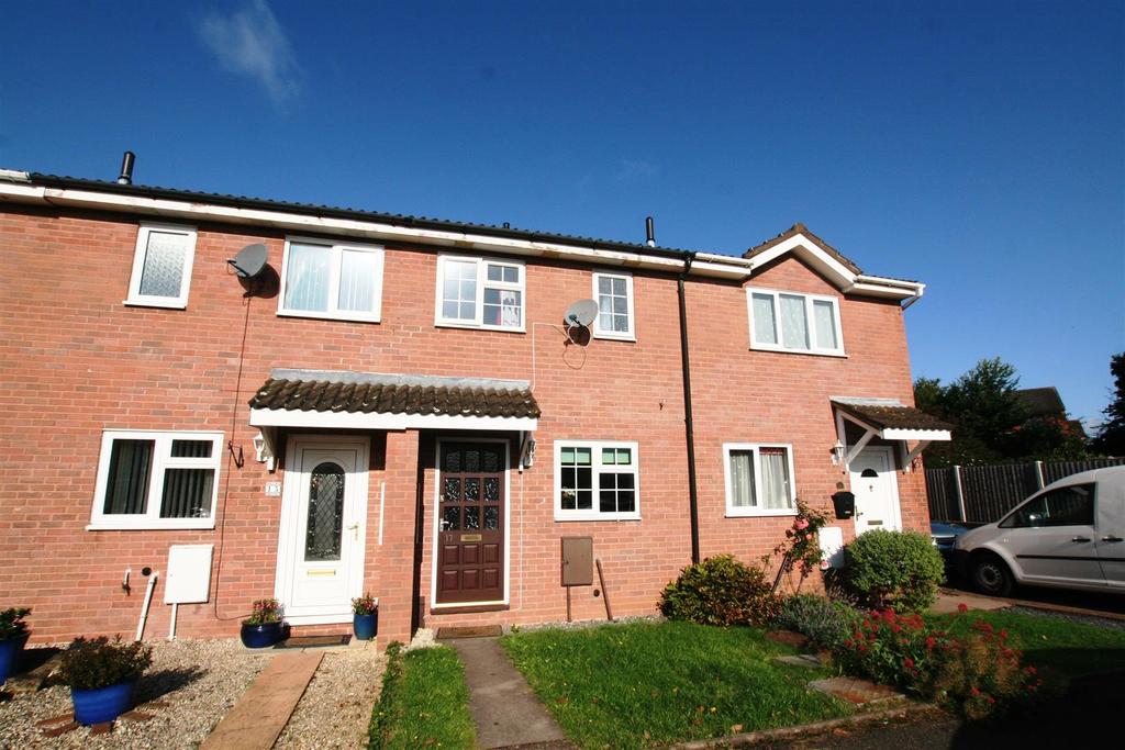 17 Westonbirt Close St Peters Worcester 2 bed house £775 pcm (£179 pw)
