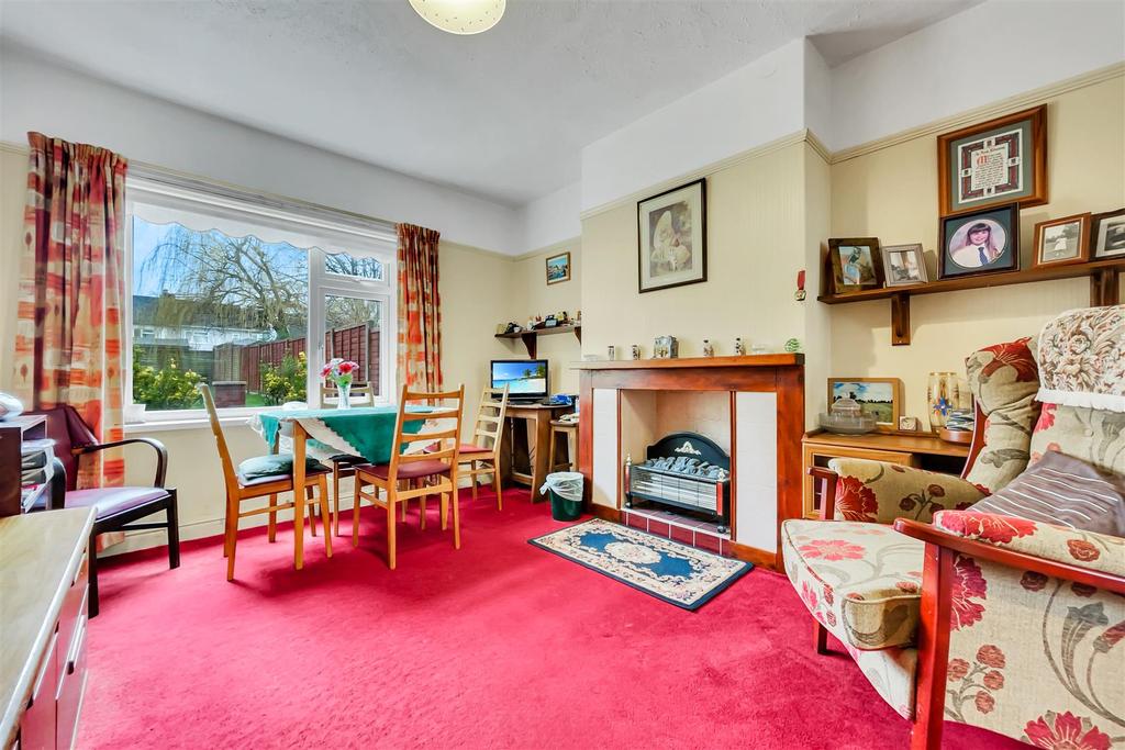 Sherbourne Crescent, Coundon, Coventry 3 bed semidetached house £225,000