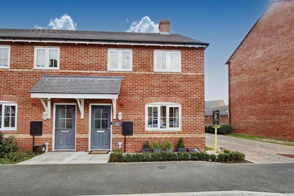 Winter Gate Road, Longford, Gloucester 3 bed end of terrace house £275,000