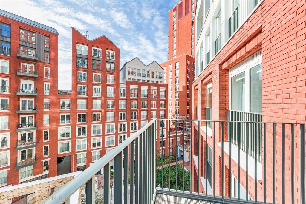 Balcony (2).jpg