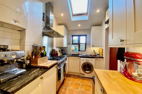 25 Birch Barn Way, Northampton, NN2 8DT
