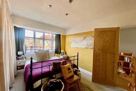 25 Birch Barn Way, Northampton, NN2 8DT
