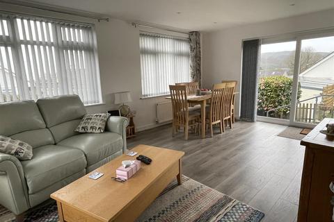 10 Knightor Close, Trethurgy, St Austell, PL26 8YG