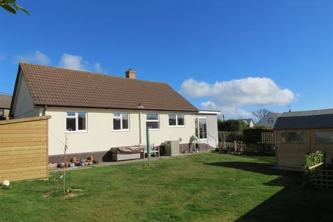 10 Knightor Close, Trethurgy, St Austell, PL26 8YG