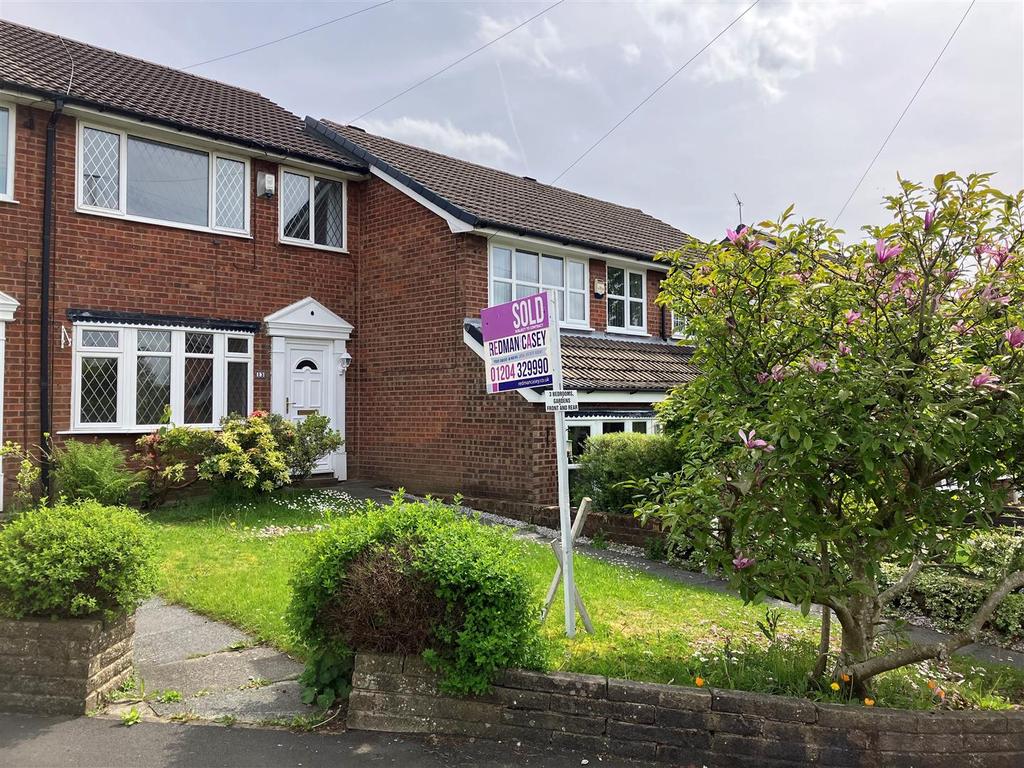Chiltern Close, Horwich, Bolton 3 bed townhouse £185,000