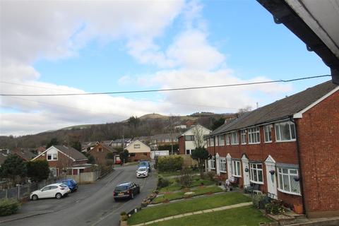 13 Chiltern Close, Horwich, Bolton, BL6 7NN