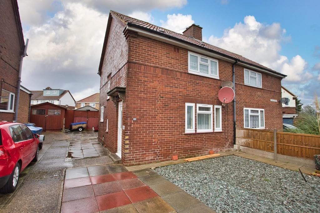 Redsull Avenue, Deal 3 bed semidetached house £275,000