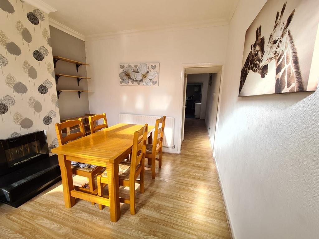 House in Leicester - View 2