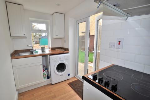 2 bedroom cottage to rent, Bury Road, Shillington, SG5