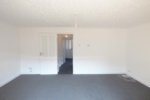 3 bedroom terraced house to rent, Littlebury Green, Basildon, SS13