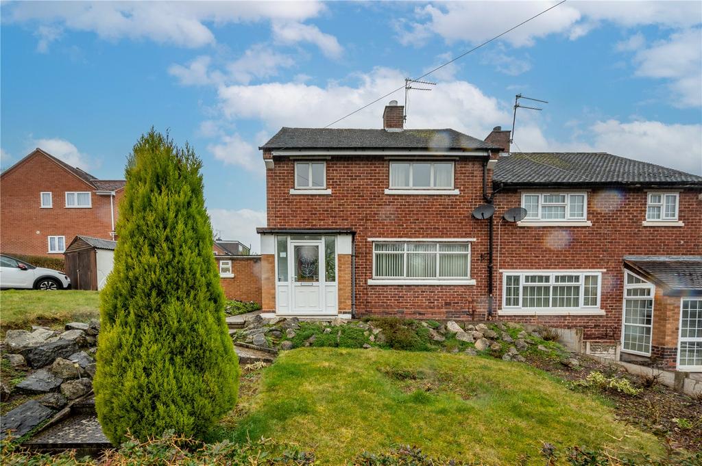 Pine Tree Close, Redditch, Worcestershire, B97 3 bed semidetached
