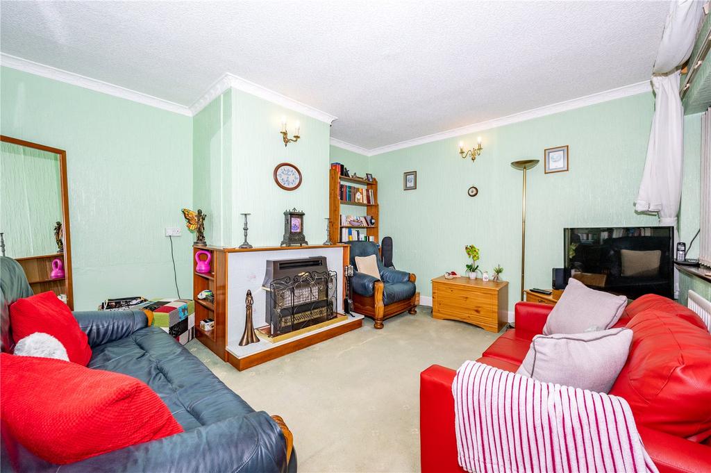 Pine Tree Close, Redditch, Worcestershire, B97 3 bed semidetached