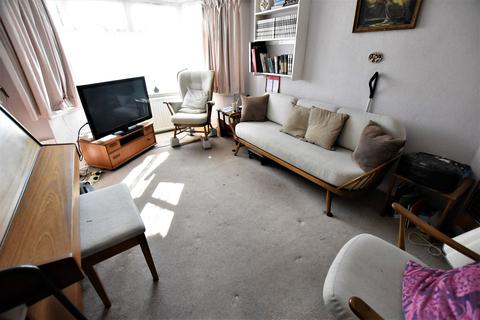 79 Amesbury Road, Feltham, TW13 5HH
