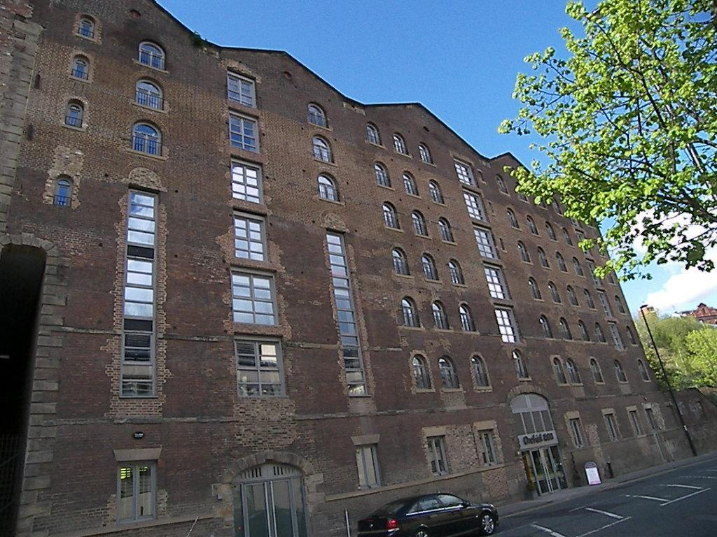 Hanover Mill, Quayside, Newcastle... 1 bed flat £700 pcm (£162 pw)