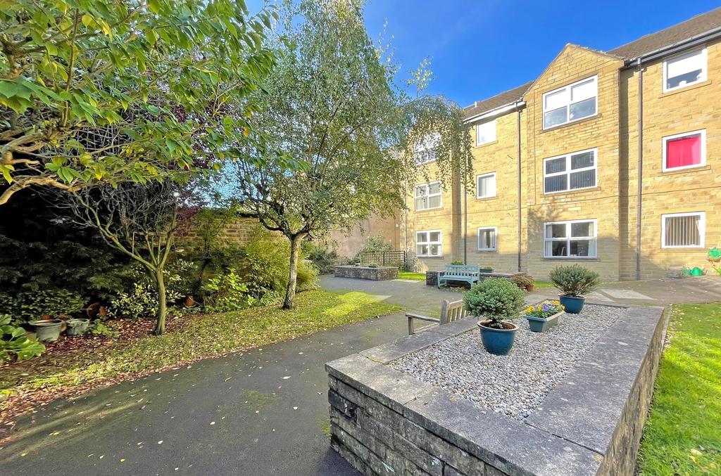 East Park Road, Harrogate, HG1 1 bed property £105,000