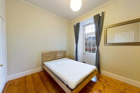 1 bedroom flat to rent, Forrest Hill, Old Town, Edinburgh, EH1