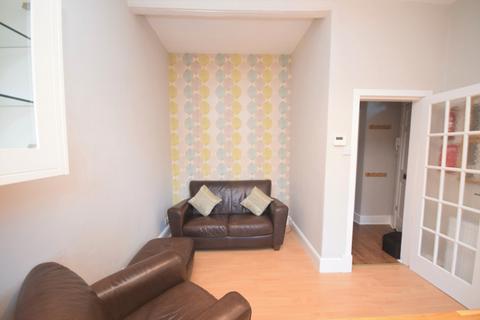 1 bedroom ground floor flat to rent, Bruce Street, STIRLING, Stirling, FK8 1PB
