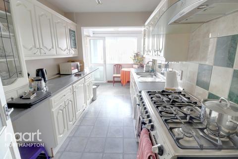 38 Barley Lane, Kingsthorpe, Northampton, NN2 8AT