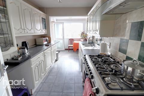 38 Barley Lane, Kingsthorpe, Northampton, NN2 8AT