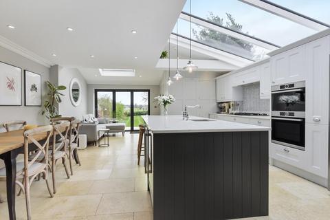 18 Summer Road, East Molesey, KT8 9LS
