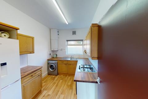 2 bedroom flat to rent, 212a Ilkeston Road, Nottingham