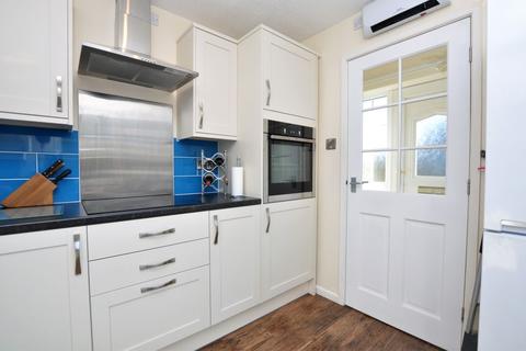 10 Bracken Close, Whitby, YO22 4HP