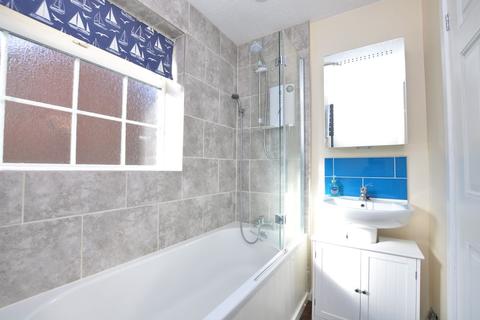 10 Bracken Close, Whitby, YO22 4HP