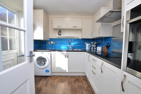 10 Bracken Close, Whitby, YO22 4HP