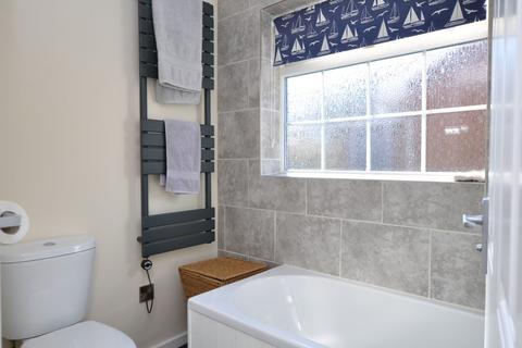 10 Bracken Close, Whitby, YO22 4HP