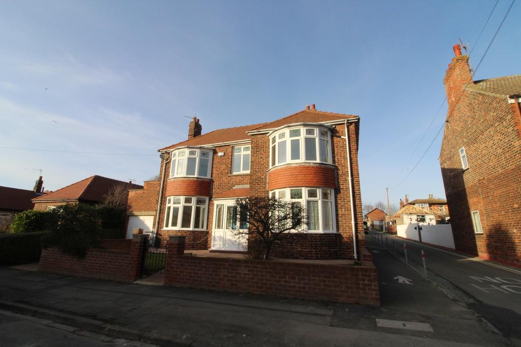 4 Bed Detached Property