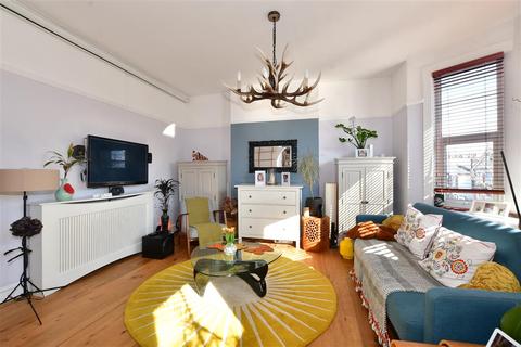 24b Moreton Road, South Croydon, CR2 7DL